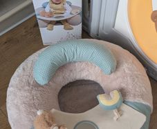 Nuby sit me up Cushion/Seat