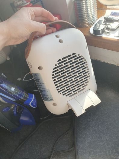 Delonghu heater hot and cold