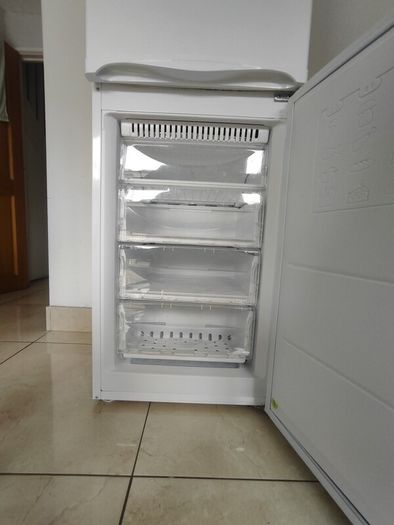 Fridge/Freezer