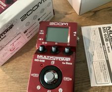Zoom MS-60B Bass MultiStomp pedal box