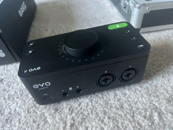 Home Studio Kit UNUSED