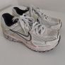 Nike Vomero 5 Image 5