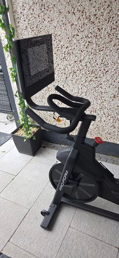 Proform Carbon Pro10 Studio Bike