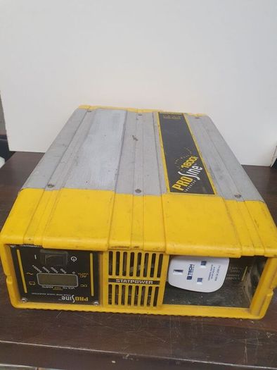Power inverter