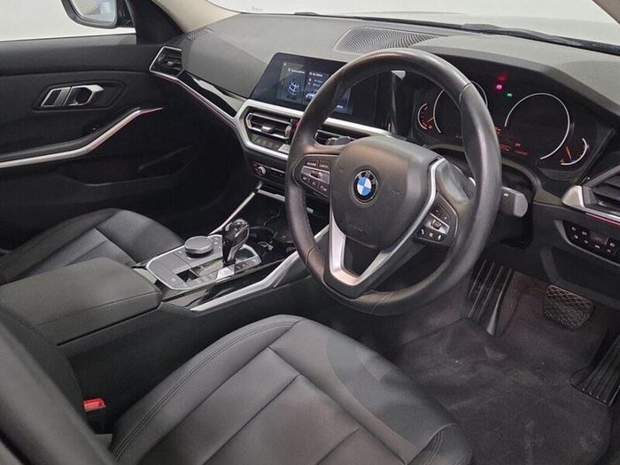 BMW 3-Series 2019