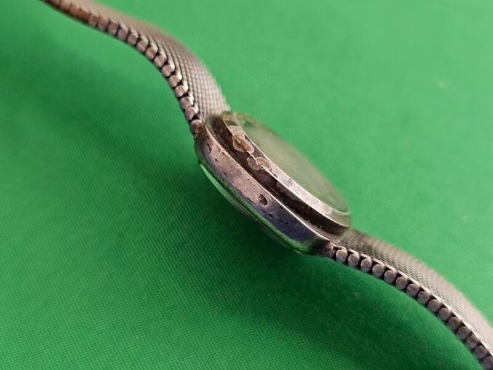 Silver 1940s Swiss Made Omikron Lady's Mechanical Wind up Swiss Watch 800s Silver
