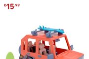 Bluey's car with two figures