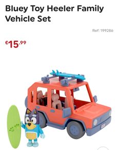Bluey's car with two figures