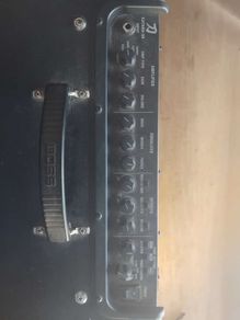 Roland guitar amplifier