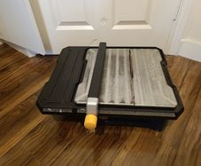 Mac Allister electric wet tile saw