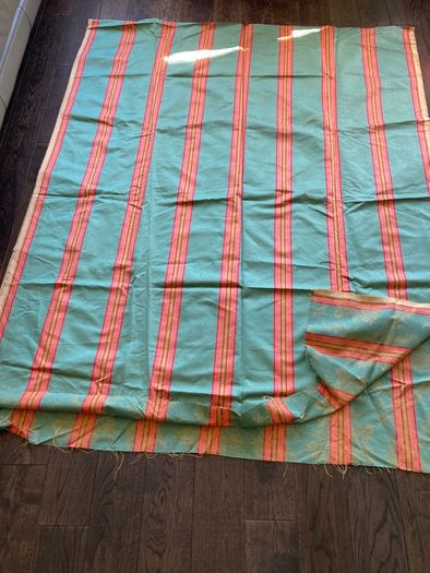 Material/ fabric approx 3.20m by 1.30m