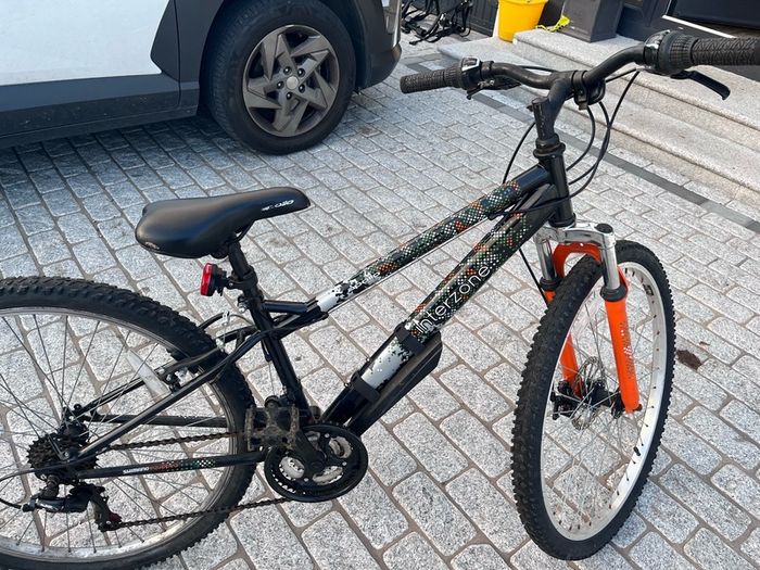24 inch Apollo Bike