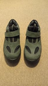 Safety shoes