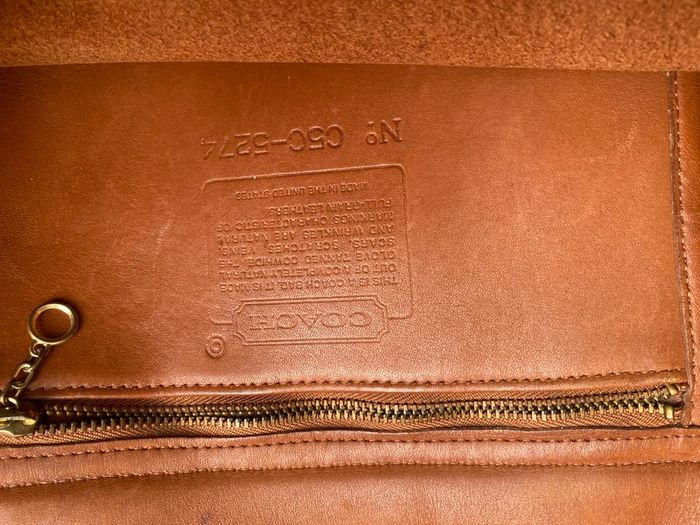 Briefcase soft leather Coach Essex shoulder bag laptop case