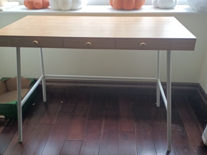 Lillasen Ikea Desk