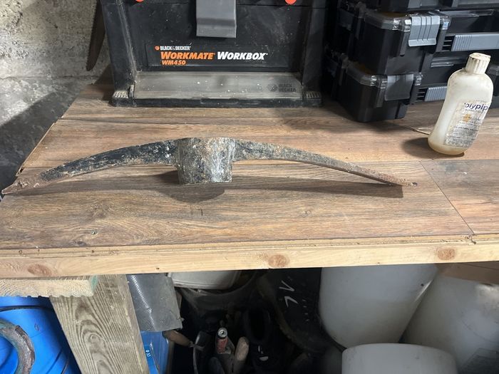 Pickaxe head