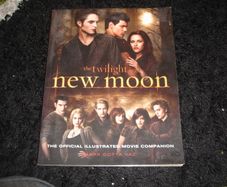The Twilight Saga - New Moon The Official Illustrated Movie Companion