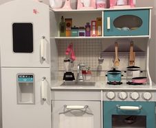 toy kitchen