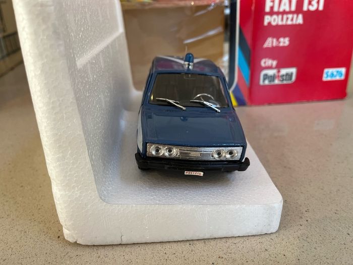 Fiat 131 Police 1/25 Polistil