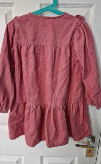 Bundle of 7 dresses, age 5-6.