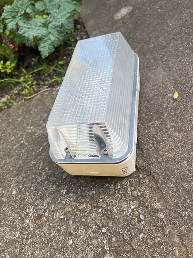 light fitting