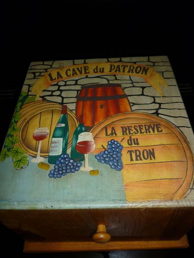 Wine rack Wooden Storage Box Crate Hand Painted. Vintage