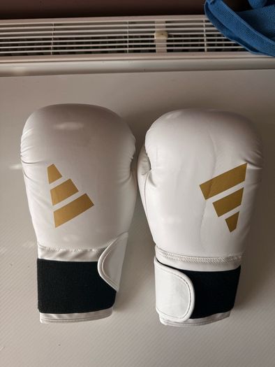 Adidas Speed 50 Boxing Gloves 16oz + Hand Wraps