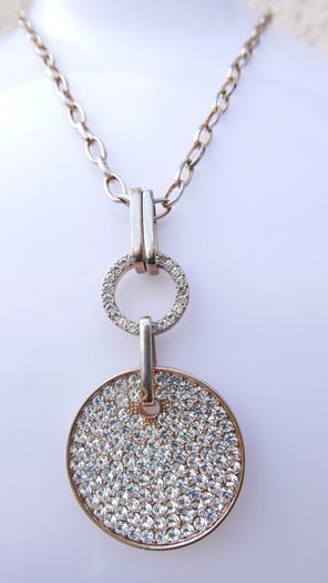 Absolute Jewellery Gold Plated Unique Pendant and Chain