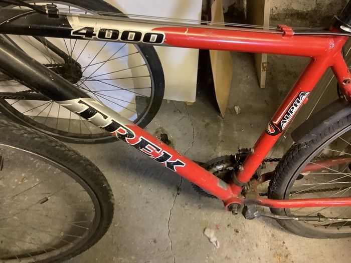 Trek Alpha 4000