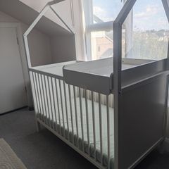Stokke cot
