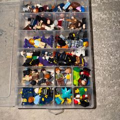 Lego minifigures