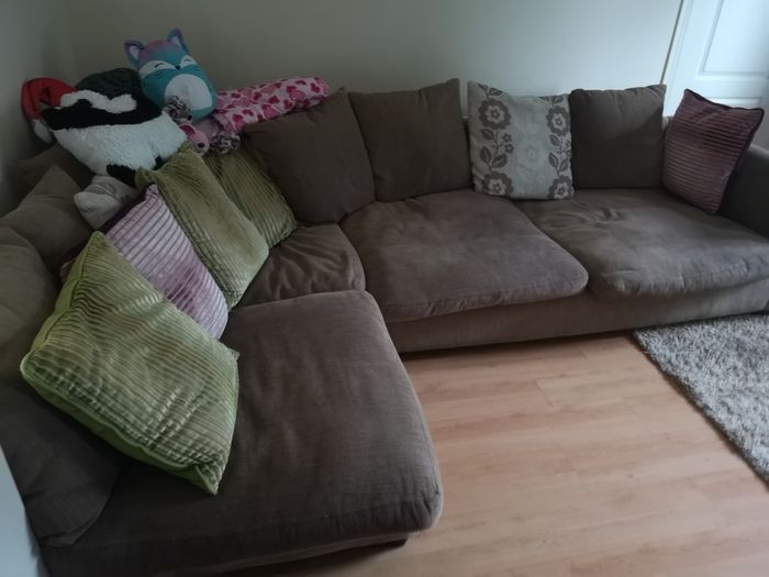 corner sofa to sell