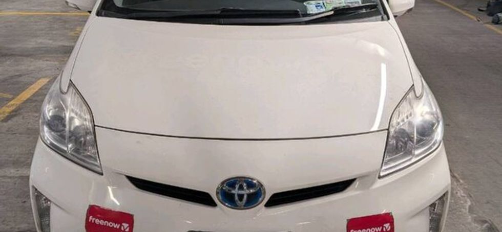 Toyota Preious Hybrid