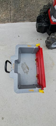 Massey 7226 Outdoor tractor and accessories