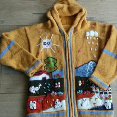 Zip up cardigan age 5-7 approx