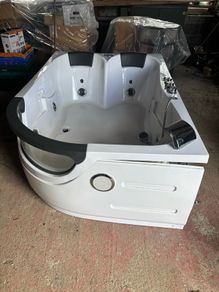 jacuzzi
