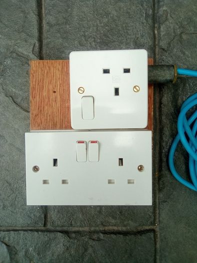 2.  Sockets. On.  5. Meter.  Lead
