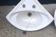 corner sink