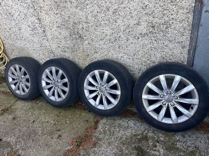Audi original Alloys with good Michelin tyres