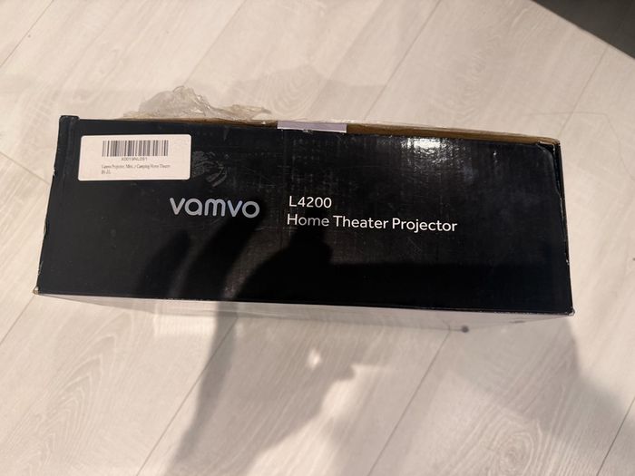 Vamvo video projector