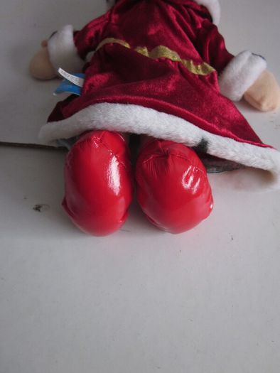 Fiesta Crafts  Tellatale King and Queen Hand Puppets