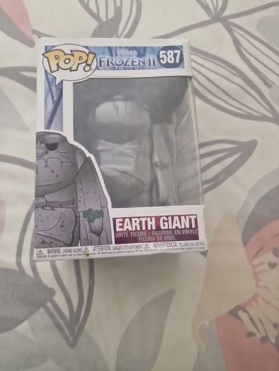 Earth Giant