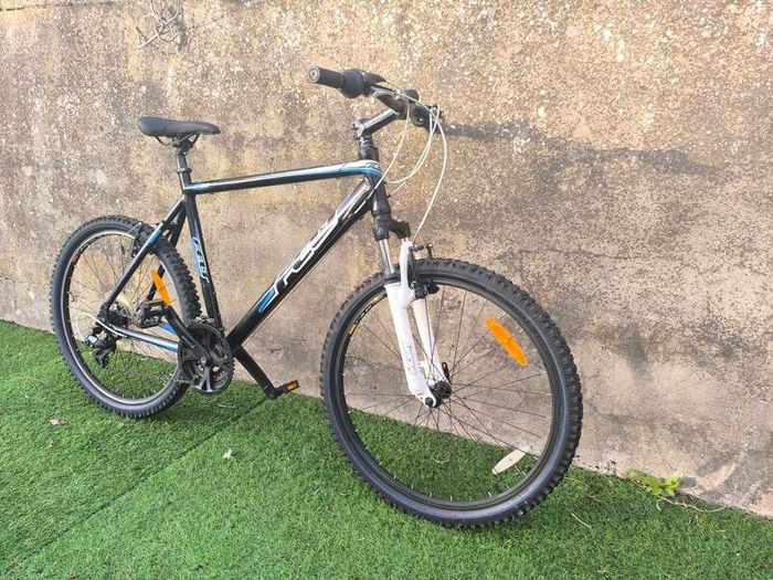 22" Felt Mountain Bike