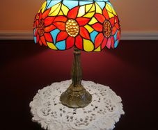 Tiffany Table Lamp New In Box Free Delivery Nationwide