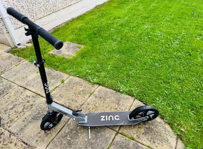 Zinc Cruise Scooter