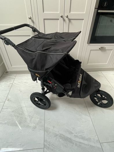 Out n About Double Nipper V4