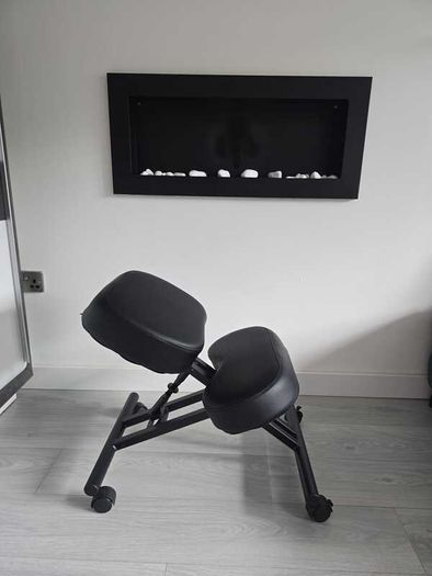 DRAGONN  ergonomic kneeling chair