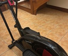 Cross trainer