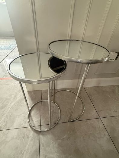 Mirror nest tables