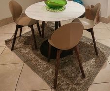 Dining table set